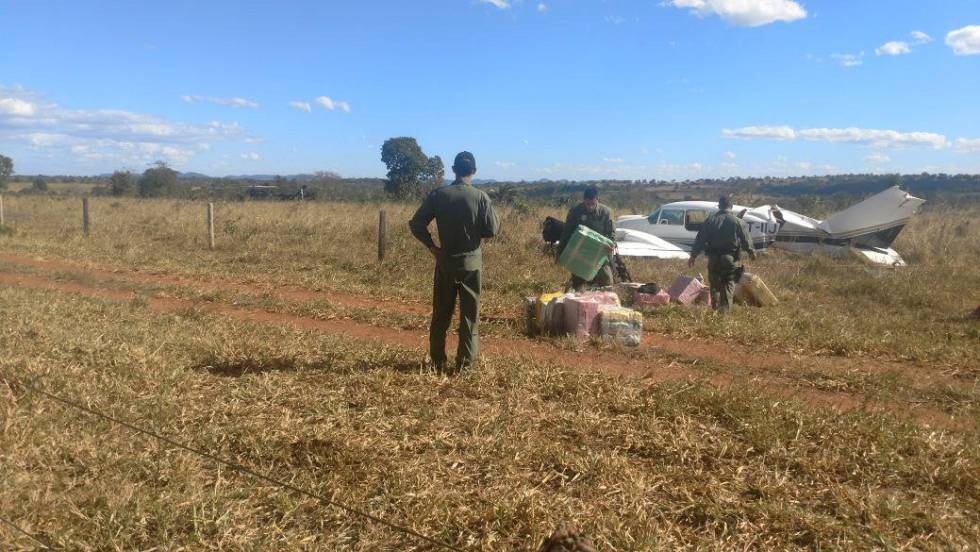 Resultado de imagem para Avião com cocaína decolou de fazenda da família Maggi