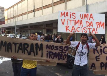 Assassinado à queima roupa pela PM em pleno horário de pico em Pinheiros Assassinado à queima roupa pela PM em pleno horário de pico em Pinheiros