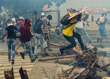 Dia de greve geral na Venezuela tem dois mortos e 367 detidos