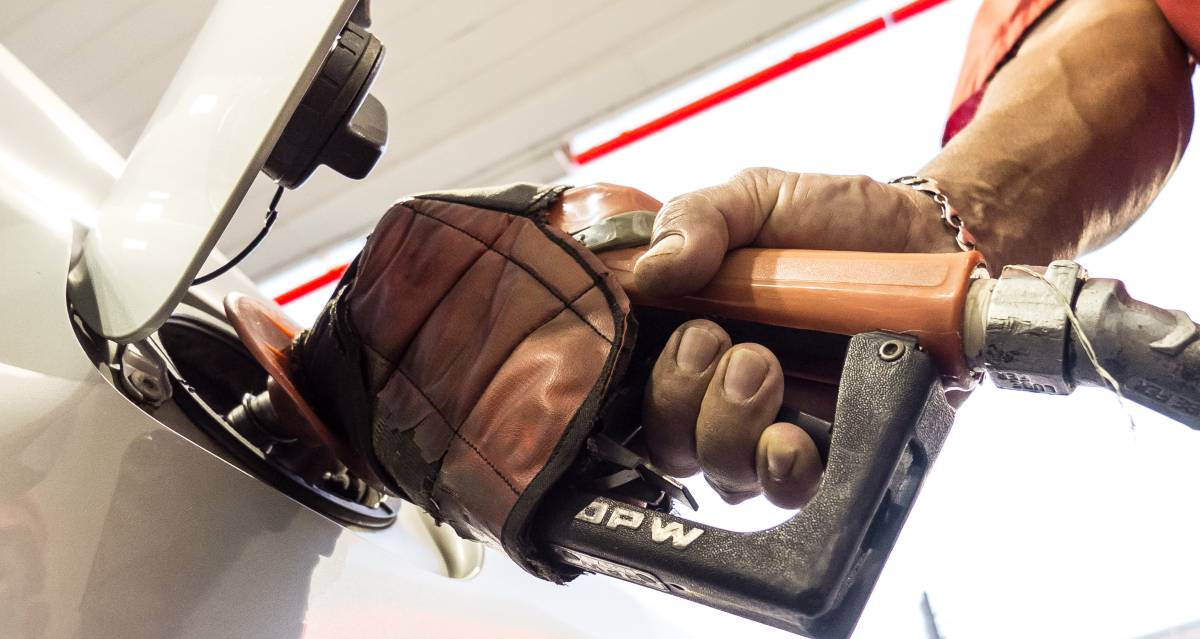 Governo eleva alíquotas do PISCofins sobre gasolina, diesel e etanol.