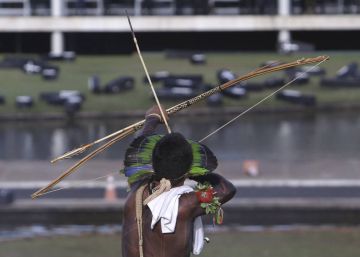 Para se salvar no Congresso, Temer estabelece regra que pode impedir demarcações indígenas Para se salvar no Congresso, Temer estabelece regra que pode impedir demarcações indígenas