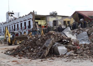 México sobe para 58 o número de mortos pelo terremoto no sul