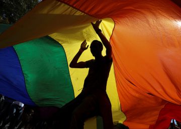 Por que não tentamos tratar pedófilos em vez de homossexuais? Por que não tentamos tratar pedófilos em vez de homossexuais?