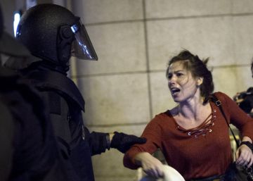 Governo Espanhol recorre à força para impedir referendo ilegal da Catalunha