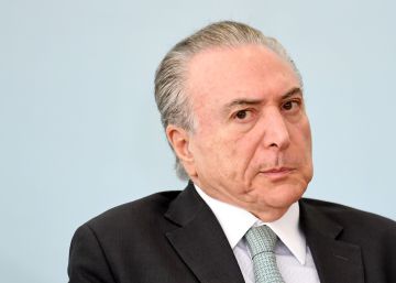 Entre conhecidas manobras do Planalto, deputados voltam a debater o futuro de Temer