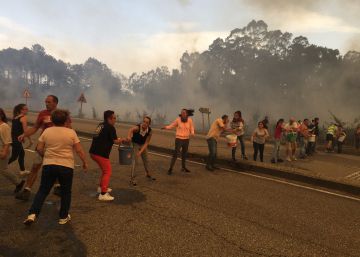 Esta corrente humana conseguiu salvar uma escola em chamas na Galícia