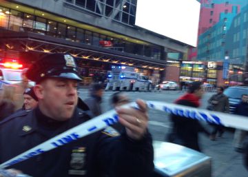 Polícia de Nova York detém suspeito após “explosão de origem desconhecida” em Manhattan