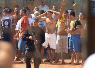 No aniversário da crise dos presídios, nove mortos em rebelião em Goiás