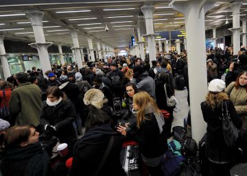 Oito cidades europeias saturadas de turistas se unem contra o Airbnb