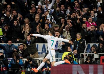 Com dois gols de Cristiano Ronaldo, Real Madrid vira sobre o PSG na Champions League