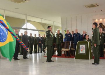 Comandante do Exército diz que general que elogiou torturador “lidera pelo exemplo”