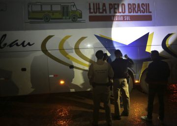 Ataque à caravana de Lula: boatos são base de 6 das 10 notícias mais compartilhadas