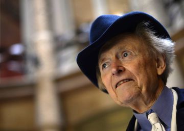 Tom Wolfe, jornalista e escritor, morre aos 87 anos