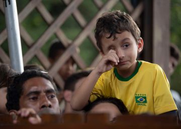 A seleção que despreza sua gente