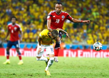 As desilusões de Zúñiga, o jogador que tirou Neymar da última Copa