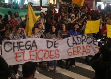 A indecisão recorde do voto feminino, uma mina desprezada na campanha eleitoral