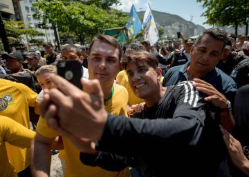 Atentado devolve campanha de Bolsonaro à sua zona de conforto: as redes sociais