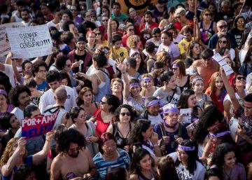 Mulheres quebram o jejum das ruas no Brasil com manifestações contra Bolsonaro
