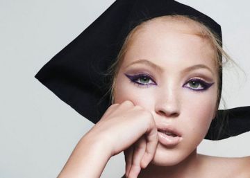 Lila Moss, filha de Kate Moss, estreia como modelo em sua primeira campanha