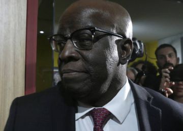 Bolsonaro cogita se esquivar de debates, Haddad busca Joaquim Barbosa