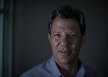 Haddad: “Me estranha que quem lutou pela democracia fique neutro diante de alguém que apoia a ditadura”