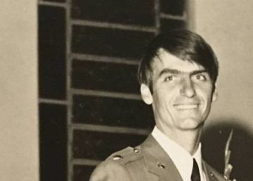 Vida e ascensão do capitão Bolsonaro