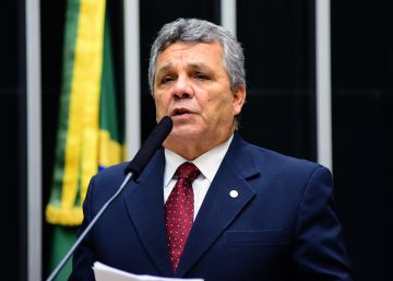 Com vitória de Bolsonaro, bancada da bala planeja ampliar posse de arma ainda neste ano