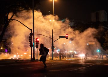 Bombas e prisões em SP na primeira manifestação contra Bolsonaro eleito