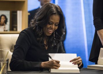 Por que o livro de Michelle Obama marca uma liberação de seu estilo