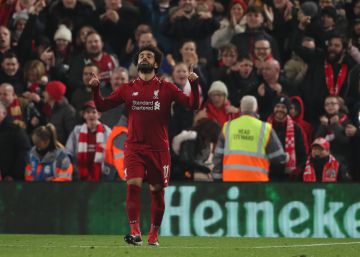 Com gol de Salah, Liverpool elimina Napoli e passa para as oitavas da Champions