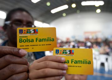 Décimo terceiro para o Bolsa Família, uma promessa de campanha que virou dívida