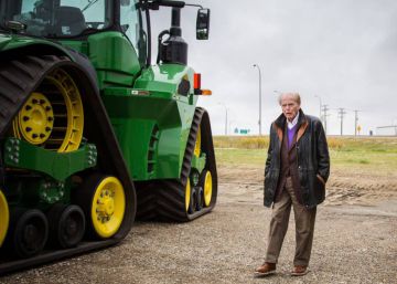O bilionário de 90 anos que dorme (às vezes) em sua caminhonete