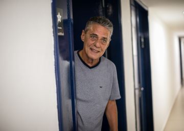 Chico Buarque: “Com esses ministros, é preferível que a Cultura não tenha ministério”