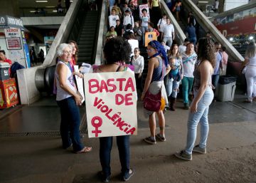 Mulheres dizem não às armas e sabem o porquê