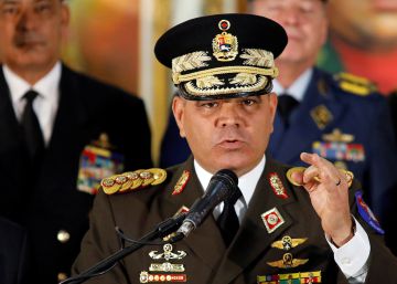 Maduro se entrincheira no poder com o apoio da cúpula militar
