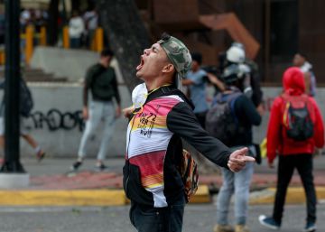 Venezuela prende a respiração à espera de uma definição política
