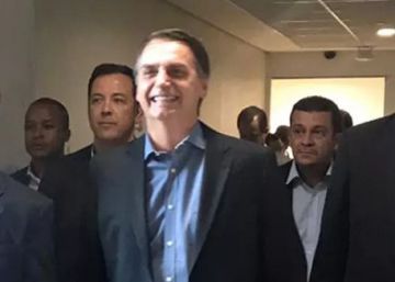 Bolsonaro recibe el alta y abandona el hospital tras 17 días ingresado