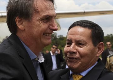 Na TV, Bolsonaro diz que ministro mentiu e adverte o vice Mourão