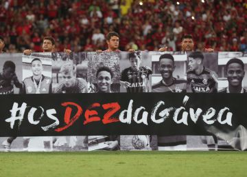 Crianças condenadas ao fogo e ao descaso