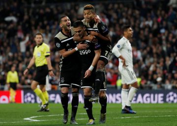 Ajax faz um carnaval no Bernabéu, goleia o Real e avança às quartas de final
