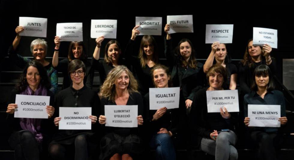 Mulheres no redação de Barcelona.