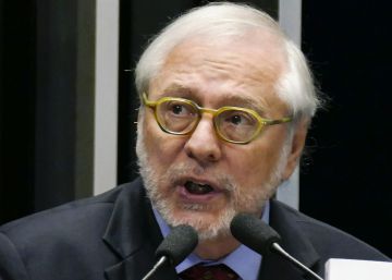 “É inaceitável para os militares essa subserviência aos Estados Unidos”