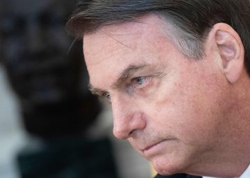 Aprovação de Bolsonaro cai 15 pontos e é a pior da série histórica do Ibope