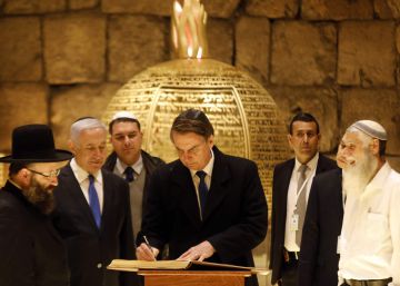 Bolsonaro se despede de Israel com acenos econômicos e gafe sobre nazismo