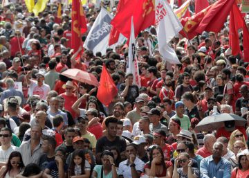 Ato pelo 1º de Maio une contra nova Previdência centrais sindicais adversárias