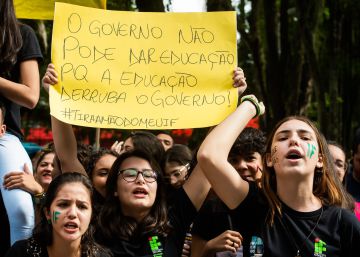 “É um absurdo o que o presidente diz, uma ofensa a nós que viemos às ruas”