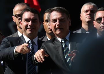 MP vê indícios de que Flávio Bolsonaro lavou dinheiro ao comprar 19 imóveis