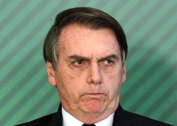 Plano de Bolsonaro para ‘desesquerdizar’ educação vai além do Escola Sem Partido