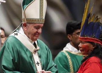 “Queimar o diferente para uniformizar tudo e todos”, a crítica do Papa às queimadas na Amazônia