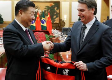 Bolsonaro sela sua reconciliação com a China com propostas de investimento